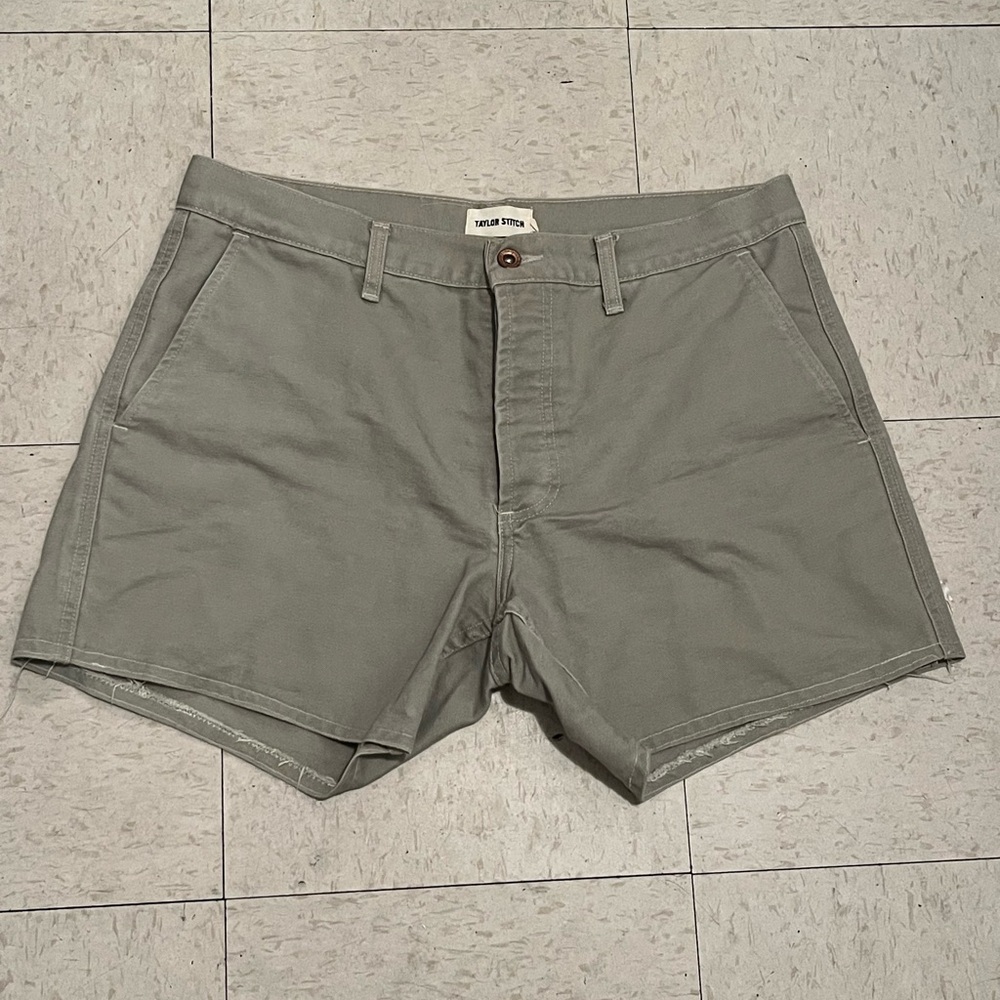 Taylor Stitch Khaki Chino Shorts Size 35